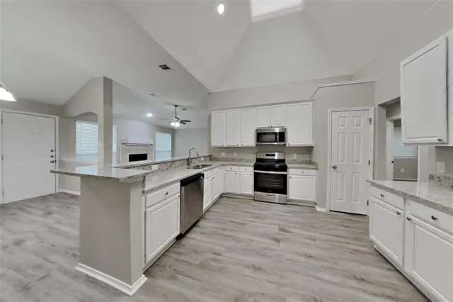 $1,995 | 817 Fox Hunt Trail, Fort Worth, TX 76179