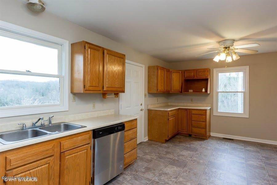 655 Gest Road Pleasureville, KY 40057 - Photo 9 of 31 Dining area