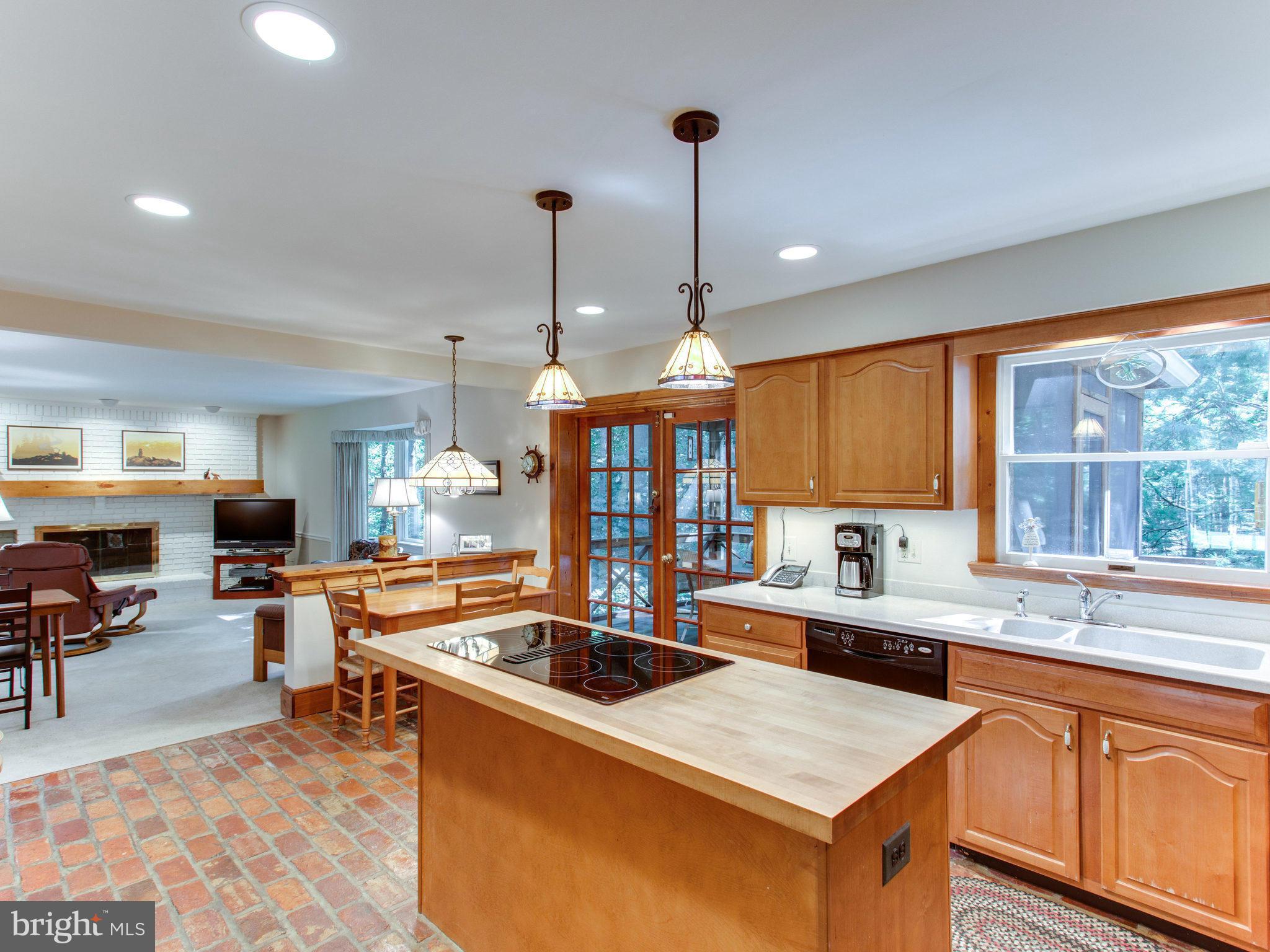 2313 Sawdust Road Vienna, VA 22181 - Photo 9 of 30 Kitchen