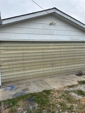 $89,900 | 1012 North Main Street, St. Elmo, IL 62458