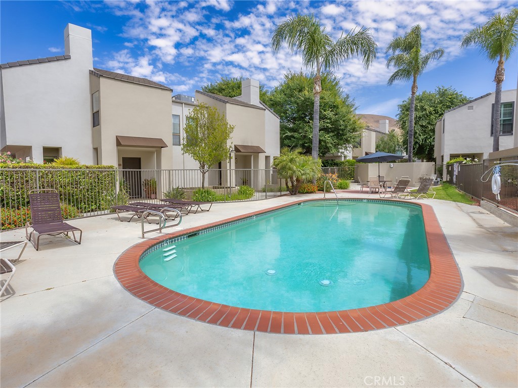 4261 Las Virgenes Road, Unit 5 Calabasas, CA 91302 - Photo 27 of 40 Pool