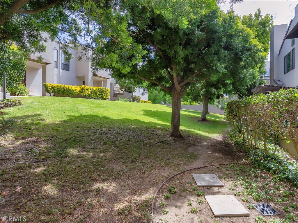 4261 Las Virgenes Road, Unit 5 Calabasas, CA 91302 - Photo 33 of 40 Back