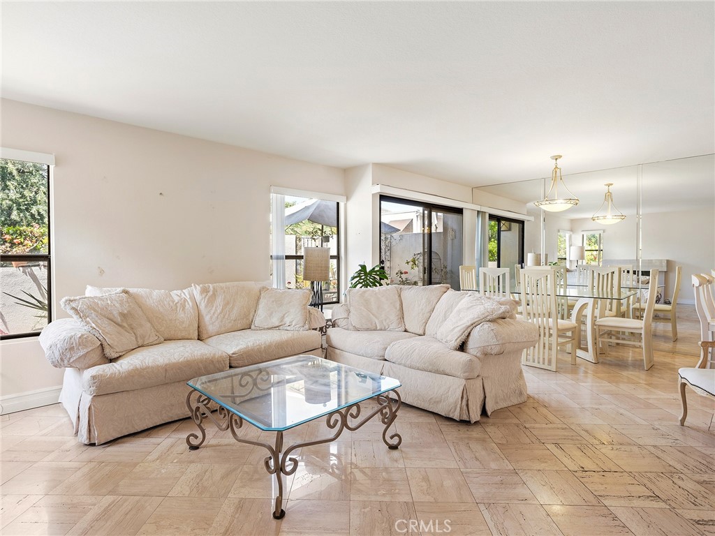4261 Las Virgenes Road, Unit 5 Calabasas, CA 91302 - Photo 10 of 40 Living Room