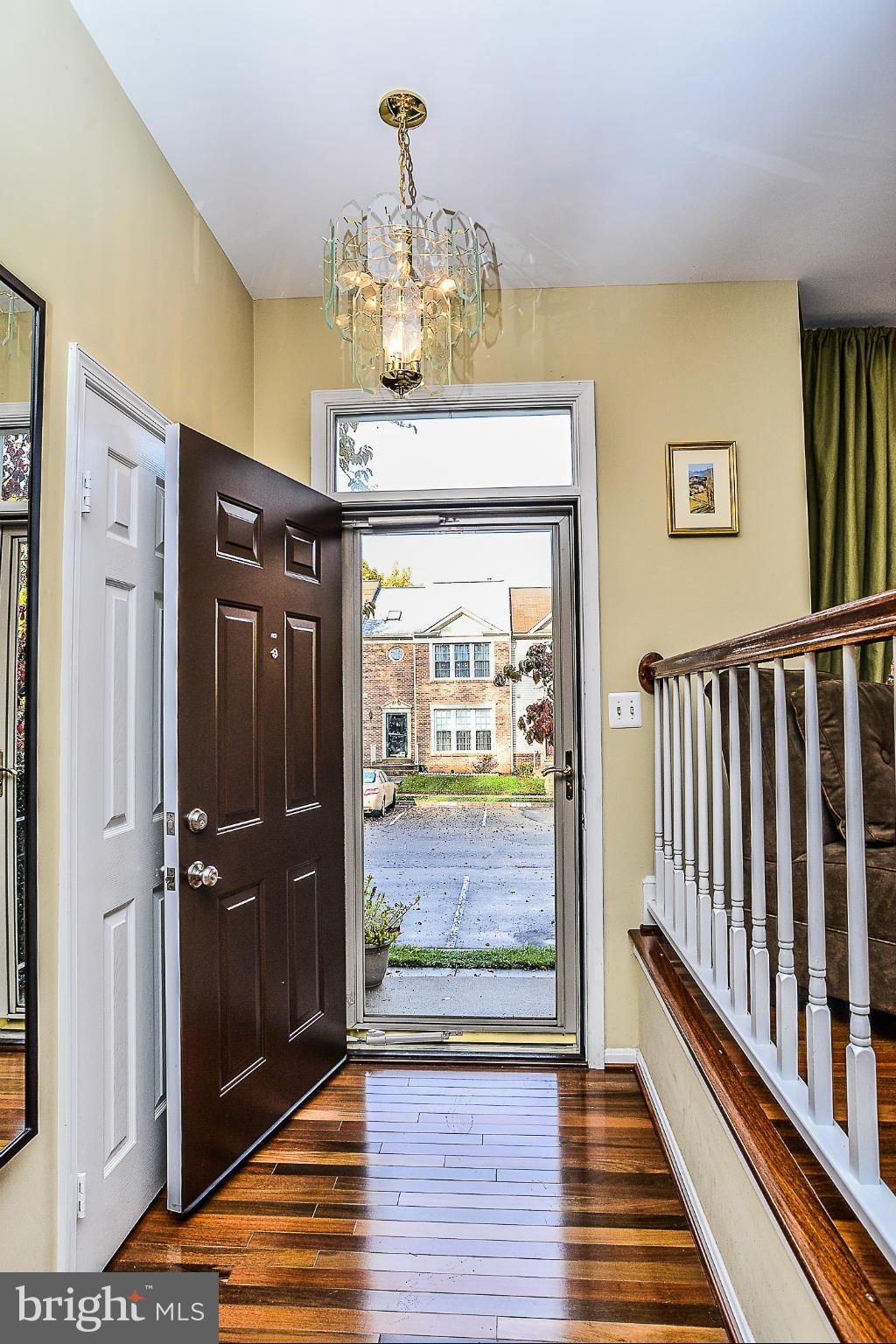 7207 Hidden Ridge Court Springfield, VA 22152 - Photo 2 of 24 Interior (General)
