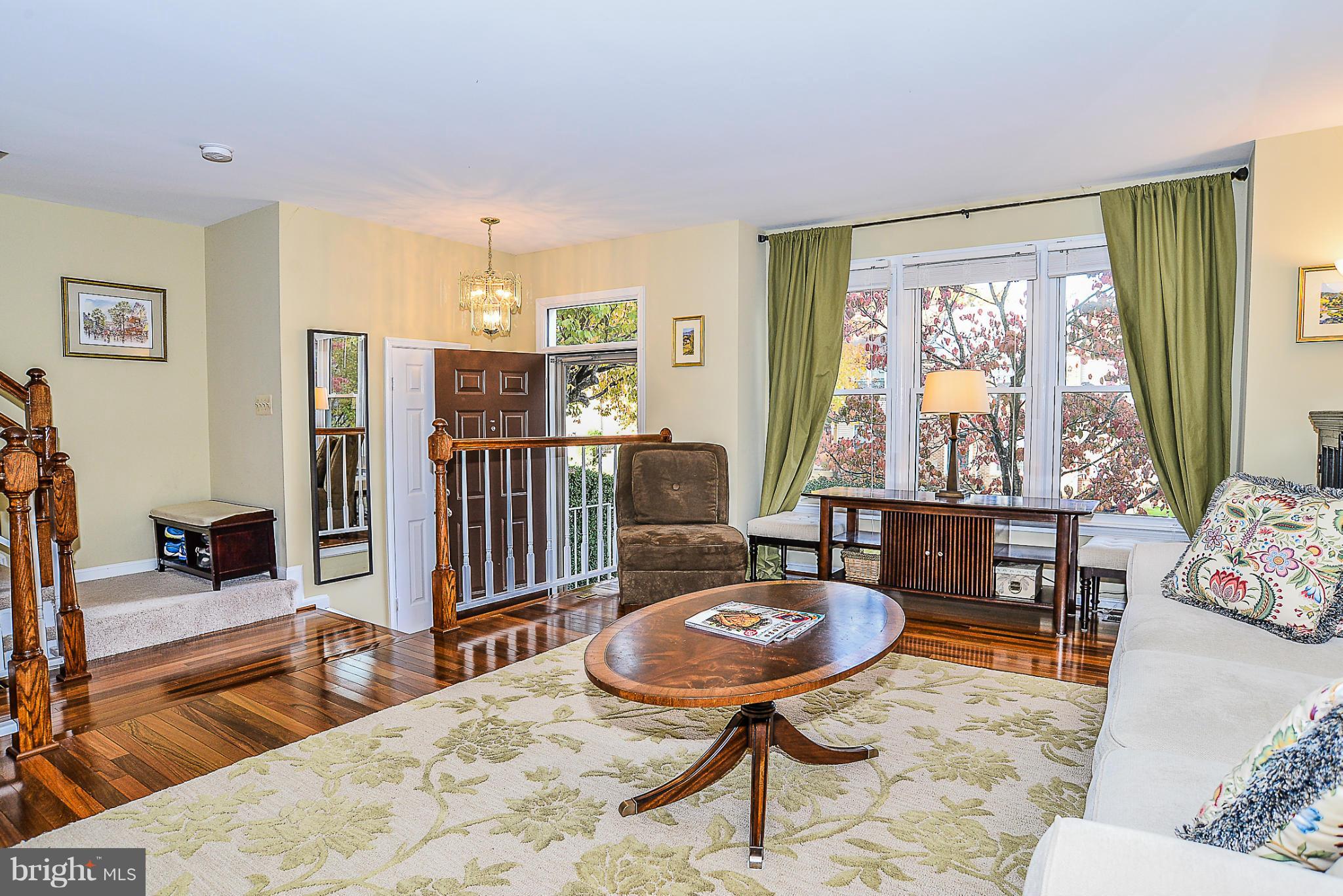 7207 Hidden Ridge Court Springfield, VA 22152 - Photo 5 of 24 Living Room