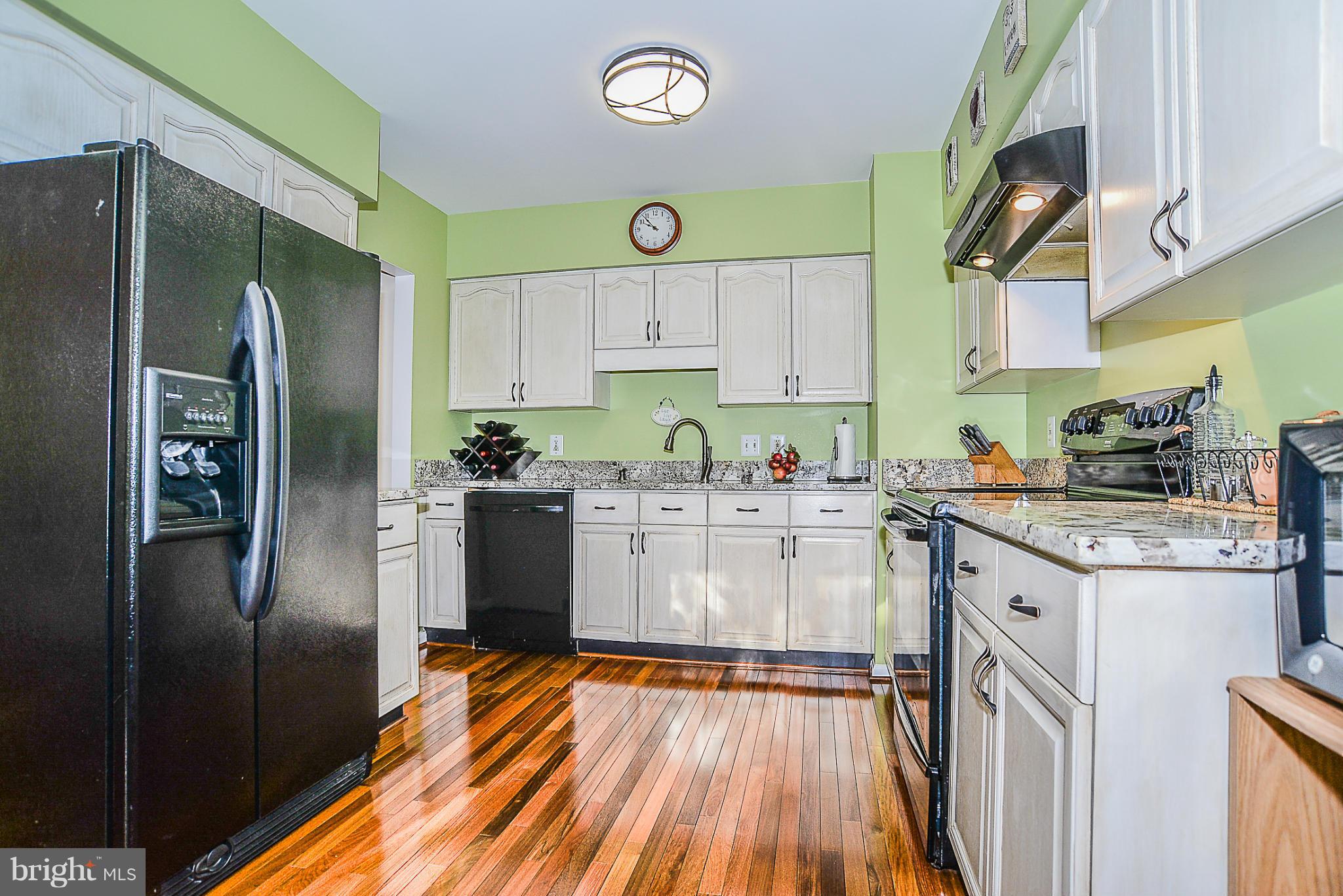 7207 Hidden Ridge Court Springfield, VA 22152 - Photo 8 of 24 Kitchen