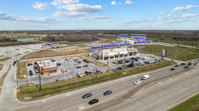 $9,000,000 | 6030 County Road 48, Rosharon, TX 77583