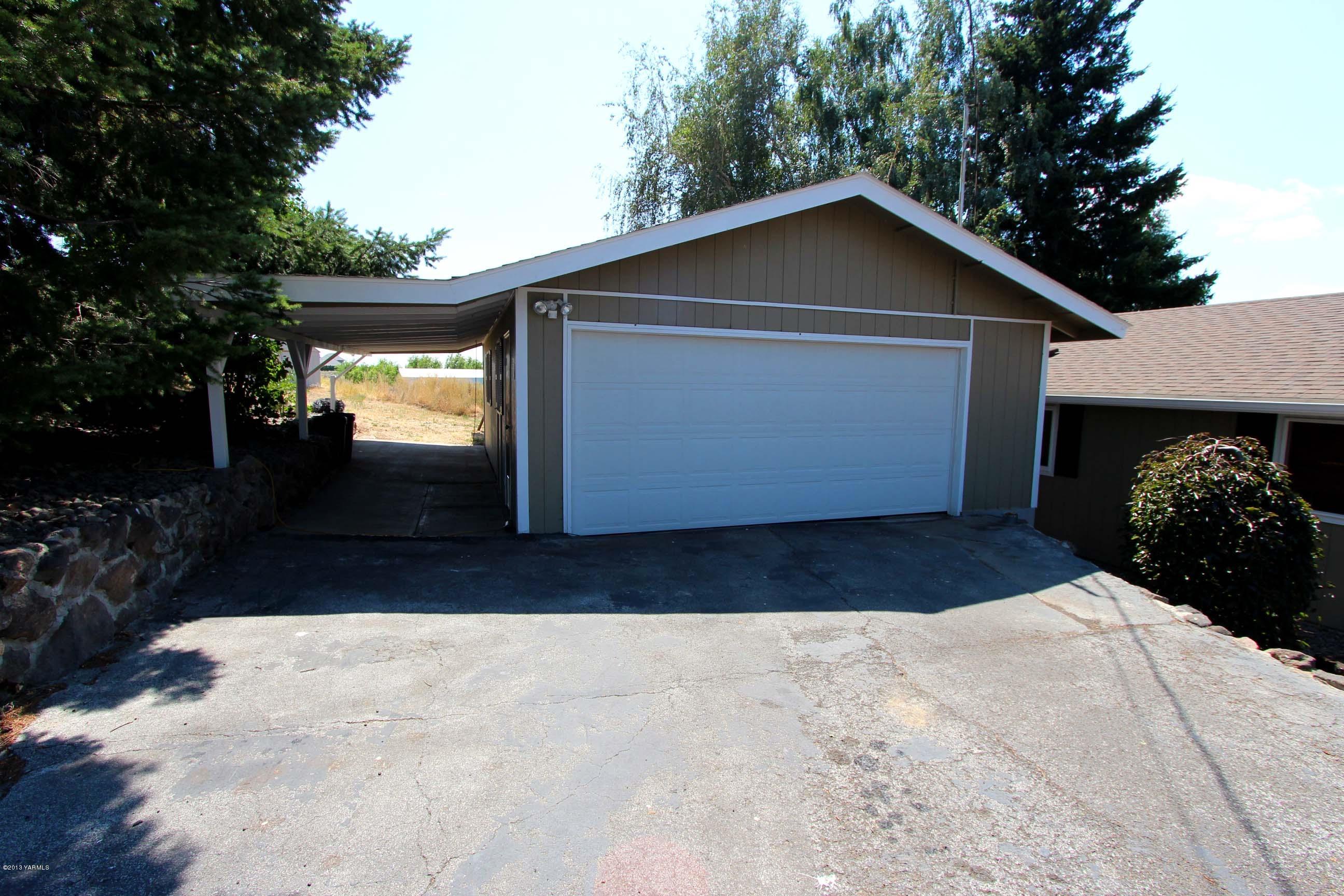 170 Wilcox Road Cowiche, WA 98923 - Photo 33 of 39 a front view of house with yard