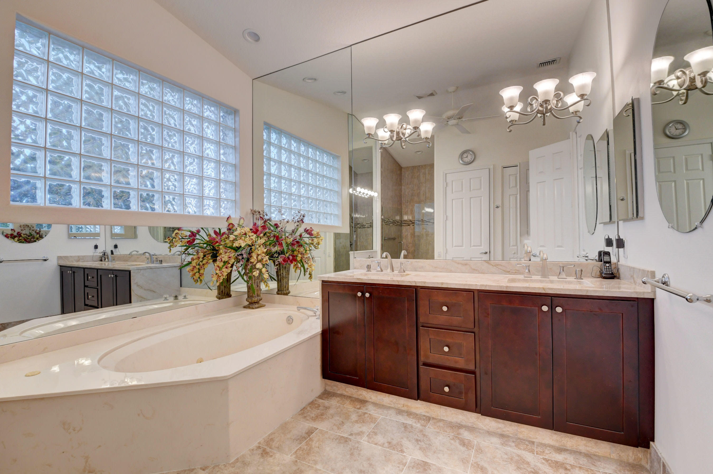 7224 Falls Road East Boynton Beach, FL 33437 - Photo 24 of 62 7224-37
