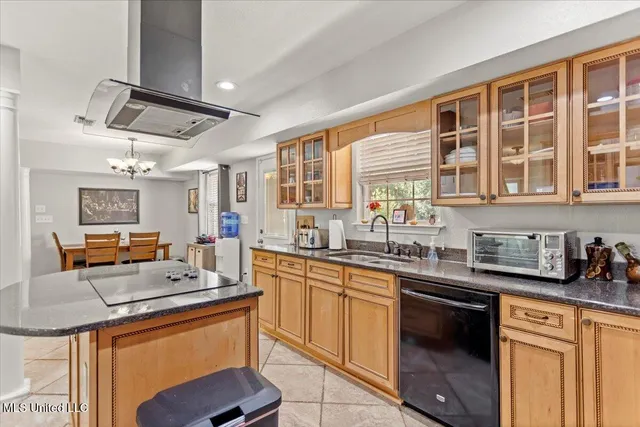 $379,900 | 518 Sunset Drive, Bay St. Louis, MS 39520