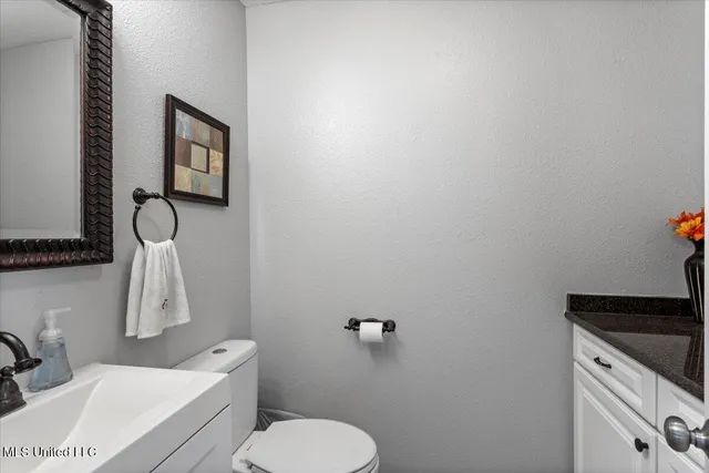 $379,900 | 518 Sunset Drive, Bay St. Louis, MS 39520