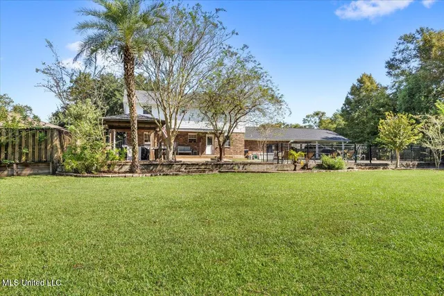 $379,900 | 518 Sunset Drive, Bay St. Louis, MS 39520