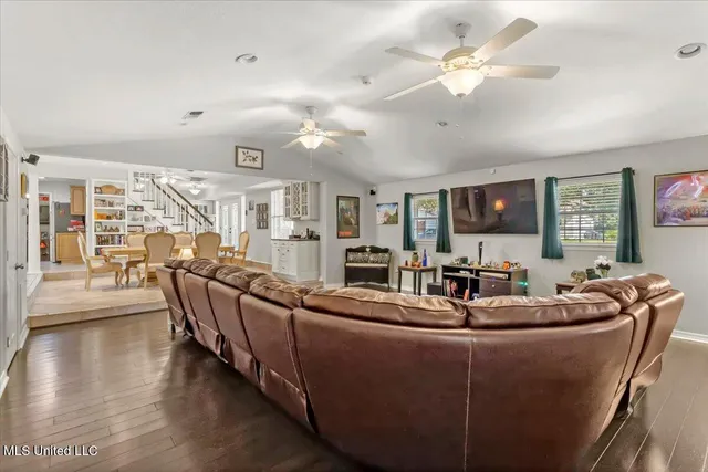 $379,900 | 518 Sunset Drive, Bay St. Louis, MS 39520