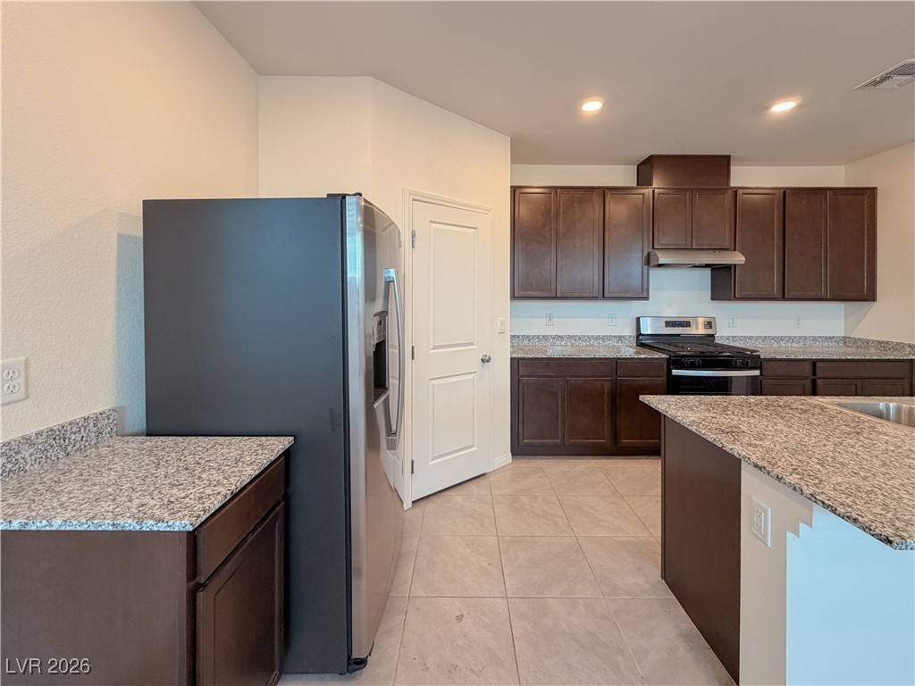 6978 Dandelion Park Avenue Las Vegas, NV 89113 - Photo 12 of 34