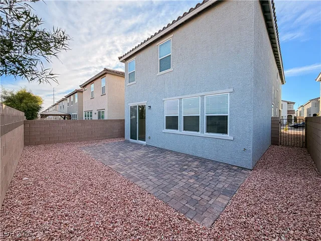 $2,500 | 6978 Dandelion Park Avenue, Las Vegas, NV 89113
