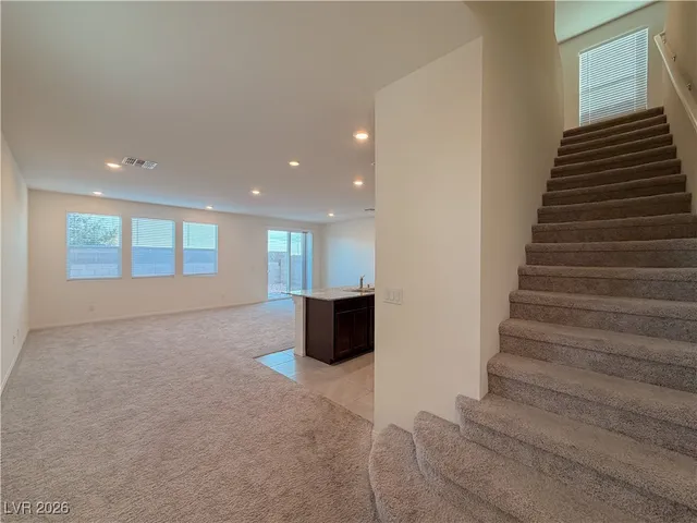 $2,500 | 6978 Dandelion Park Avenue, Las Vegas, NV 89113