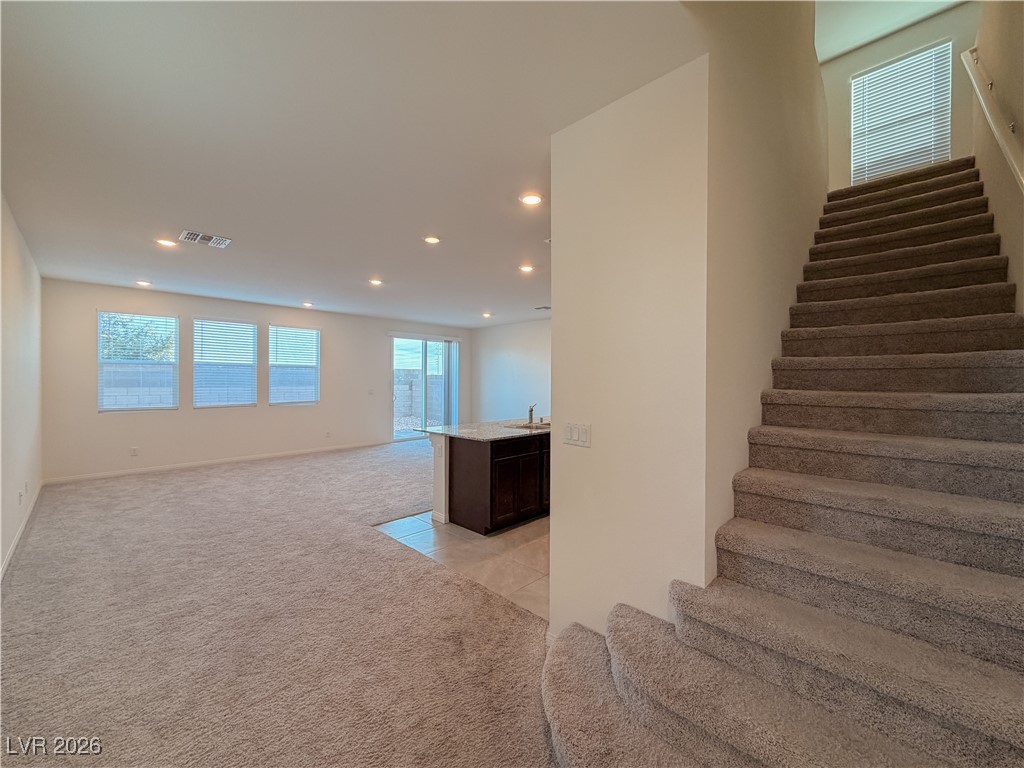 6978 Dandelion Park Avenue Las Vegas, NV 89113 - Photo 5 of 34