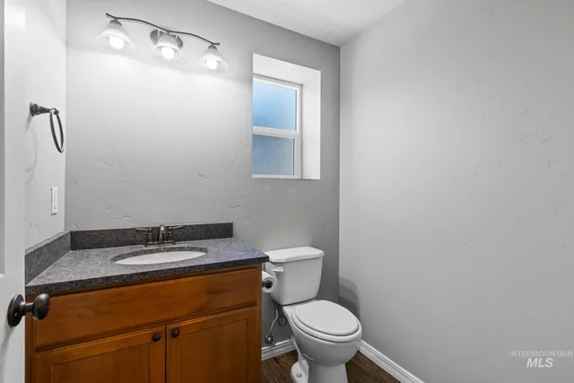 $600,000 | 1940 North 5th St Mountain East, Mountain Home, ID 83647