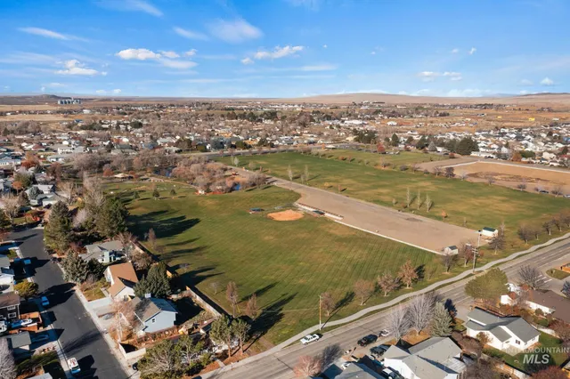 $600,000 | 1940 North 5th St Mountain East, Mountain Home, ID 83647