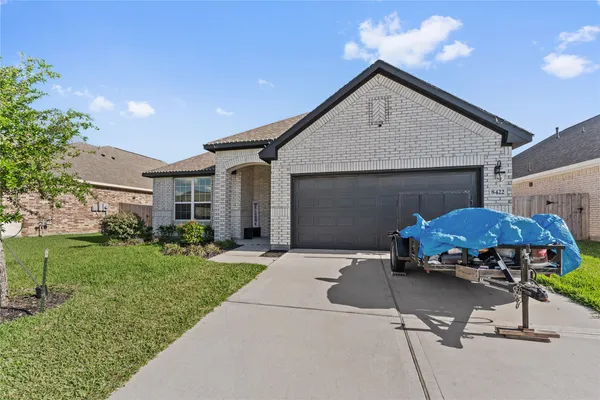 $2,500 | 8422 Hunterwyck Lane, Baytown, TX 77521
