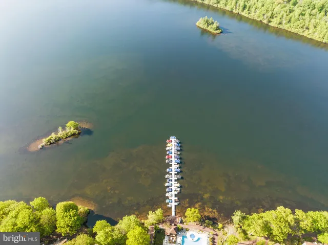 $980,000 | 437 Mountainwoods Drive, Lake Harmony, PA 18624