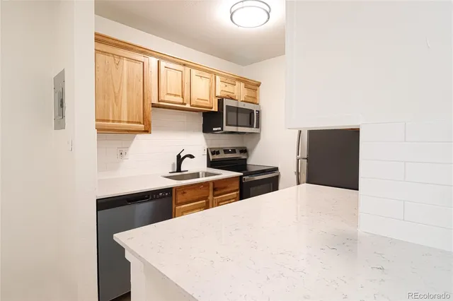 $1,850 | 5875 East Iliff Avenue, Unit D212, Denver, CO 80222