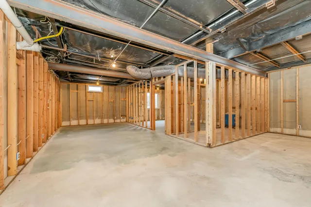 $275,000 | 6818 East T Avenue, Vicksburg, MI 49097