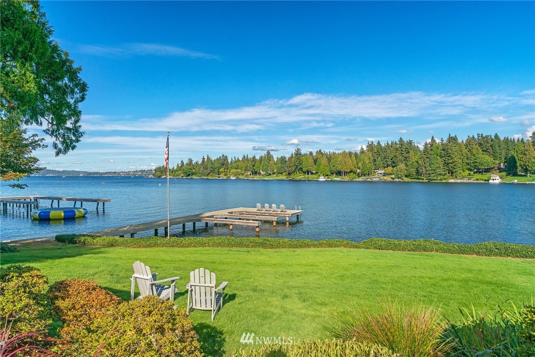 3436 Evergreen Point Road Medina, WA 98039 - Photo 11 of 16 a view of a lake with houses in the back