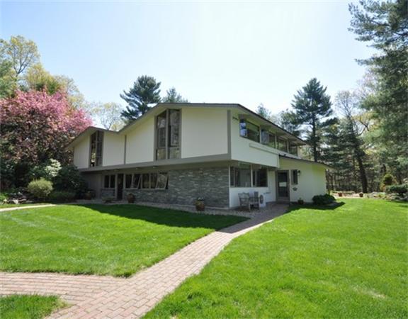 45 Stonehedge Road Lincoln, MA 01773 - Photo 29 of 30