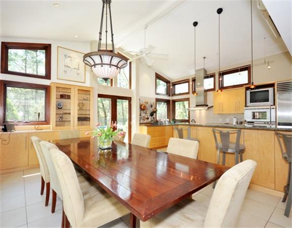 45 Stonehedge Road Lincoln, MA 01773 - Photo 7 of 30