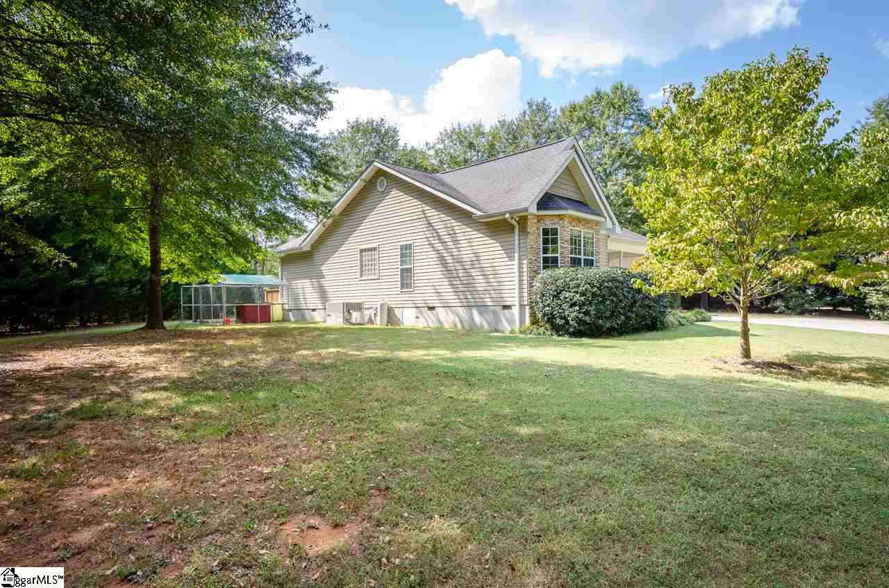 2015 Honea Path Park Road Anderson, SC 29625 - Photo 31 of 36
