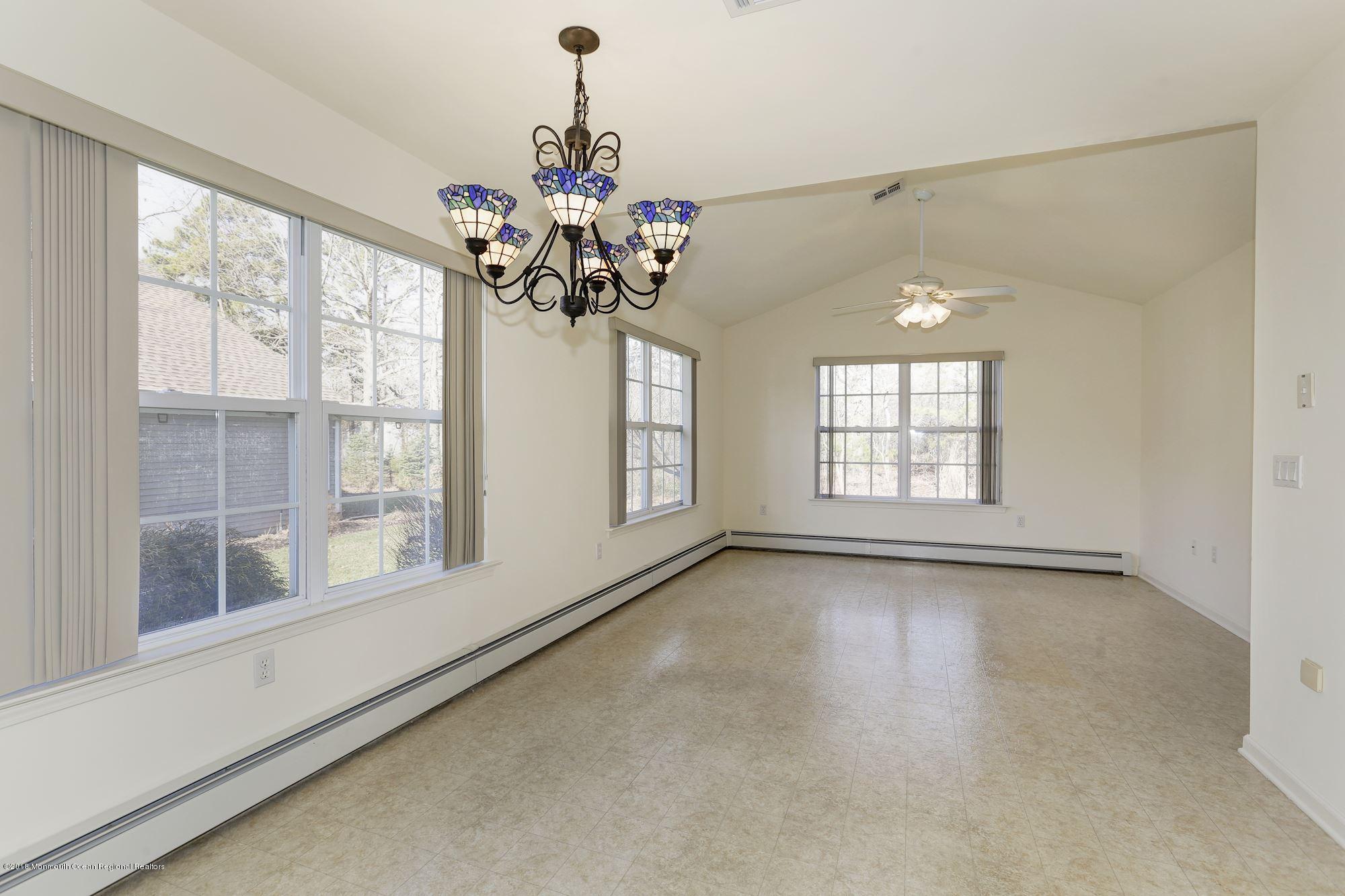 62 Clear Lake Road Whiting, NJ 08759 - Photo 18 of 45 018_62_CLEAR_LAKE_RD_222586_311103