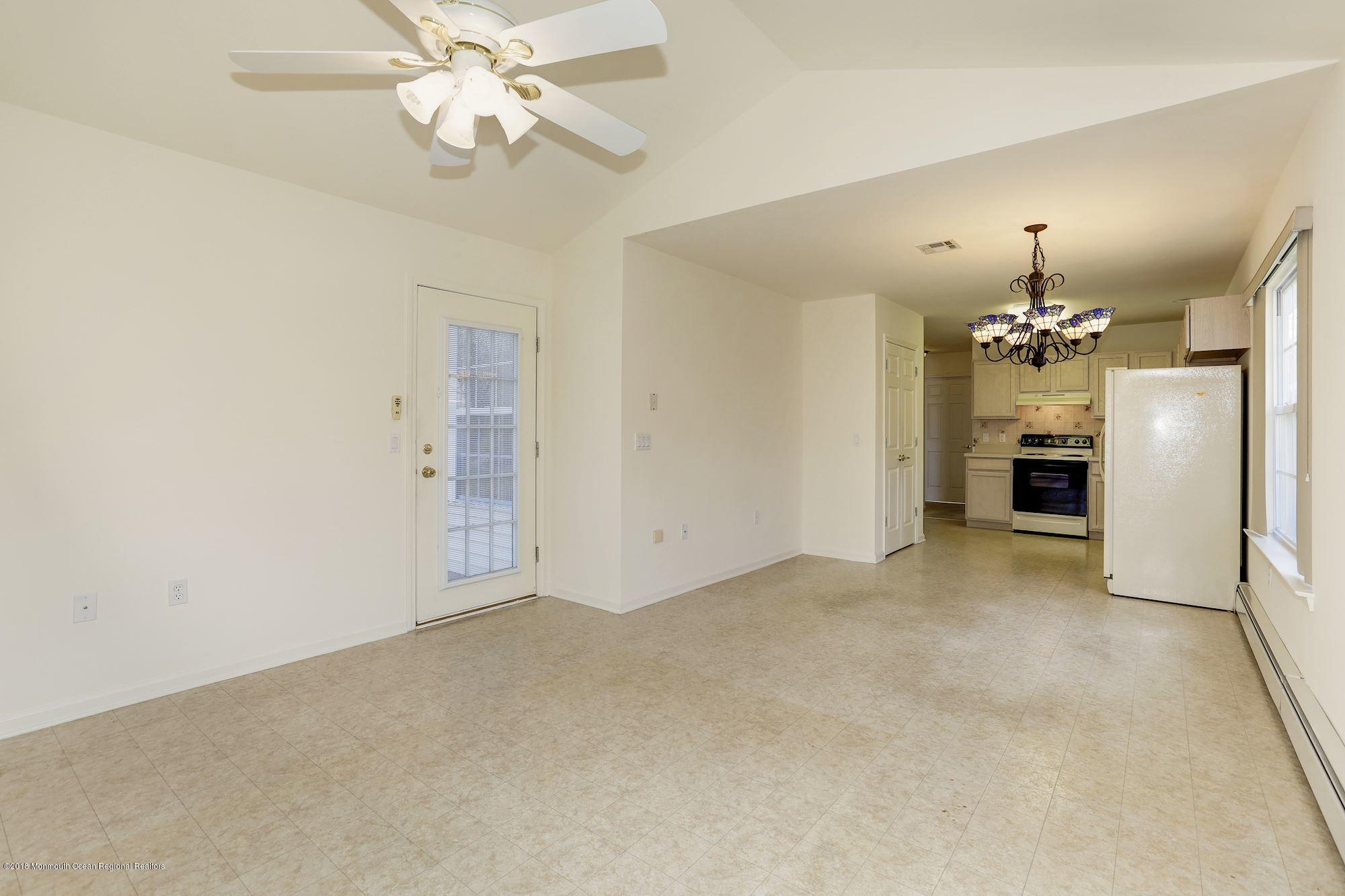 62 Clear Lake Road Whiting, NJ 08759 - Photo 19 of 45 019_62_CLEAR_LAKE_RD_222586_311103