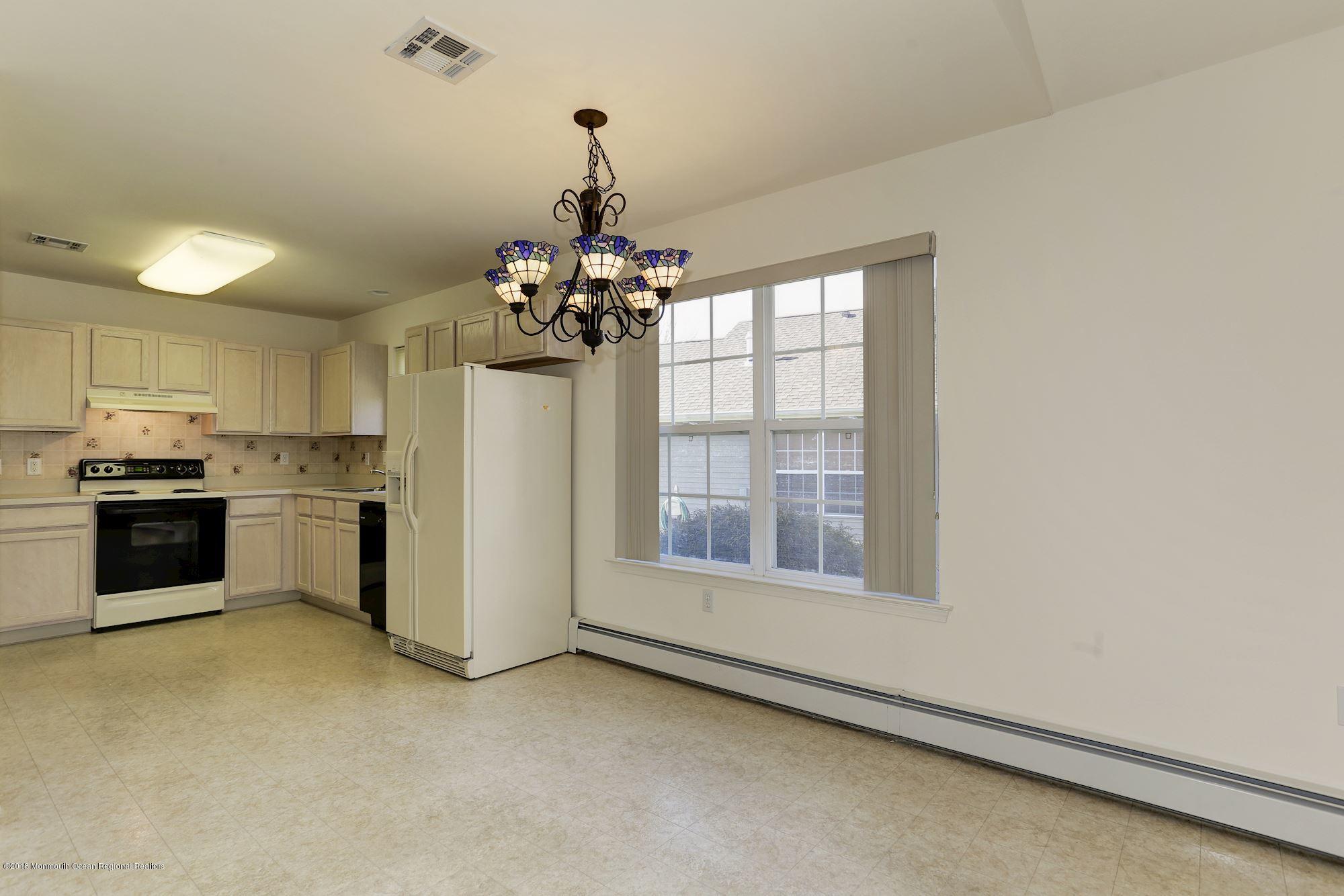 62 Clear Lake Road Whiting, NJ 08759 - Photo 22 of 45 022_62_CLEAR_LAKE_RD_222586_311103