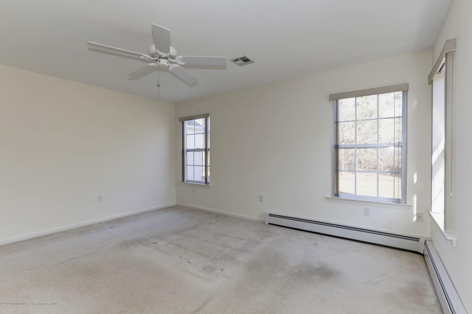 62 Clear Lake Road Whiting, NJ 08759 - Photo 33 of 45 033_62_CLEAR_LAKE_RD_222586_311103