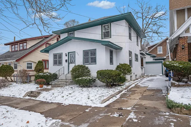 $315,000 | 720 Giddings Avenue Southeast, Grand Rapids, MI 49506