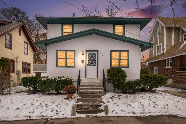 $315,000 | 720 Giddings Avenue Southeast, Grand Rapids, MI 49506