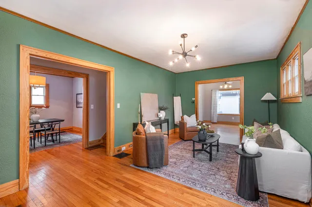 $315,000 | 720 Giddings Avenue Southeast, Grand Rapids, MI 49506