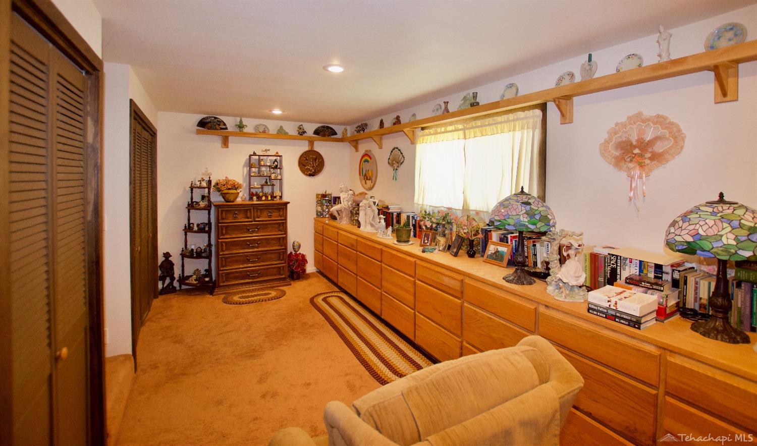 29600 Springwood Court Tehachapi, CA 93561 - Photo 29 of 42 Gallery Image 29