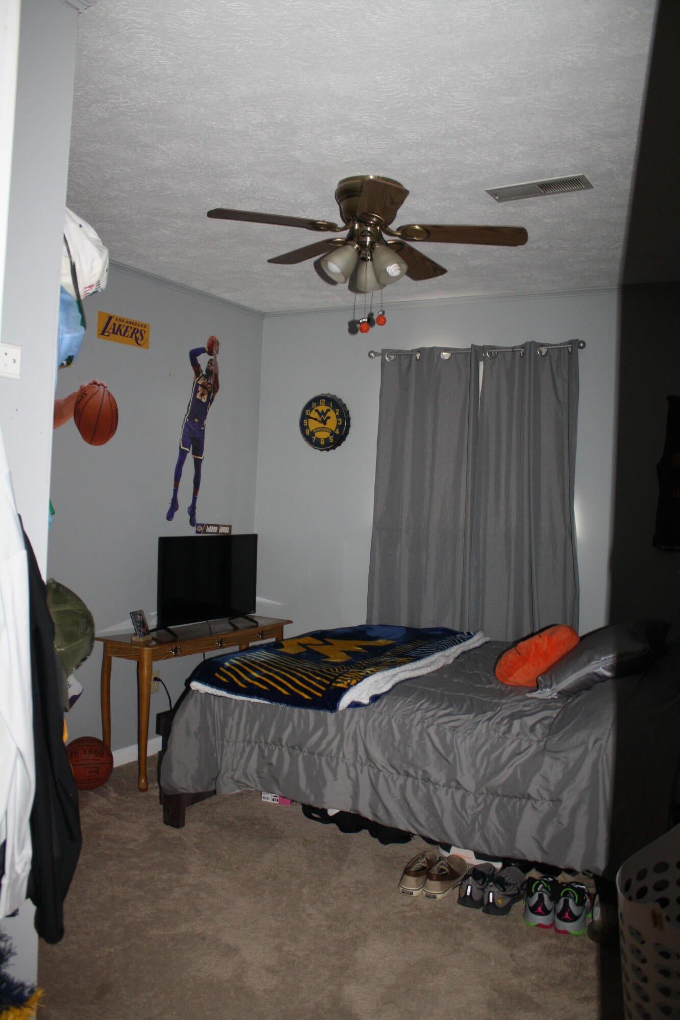 62 Howards Branch Road Hinton, WV 25951 - Photo 23 of 53 First Bedroom