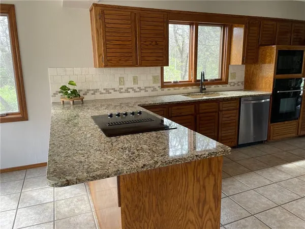 $535,000 | 13105 West 69th Street, Shawnee, KS 66216