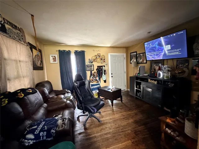 $139,000 | 2016 Daniel Street, Fort Worth, TX 76104