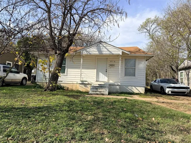 $139,000 | 2016 Daniel Street, Fort Worth, TX 76104