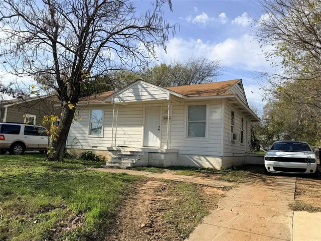 $139,000 | 2016 Daniel Street, Fort Worth, TX 76104