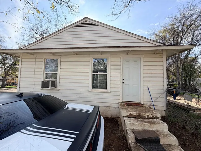 $139,000 | 2016 Daniel Street, Fort Worth, TX 76104