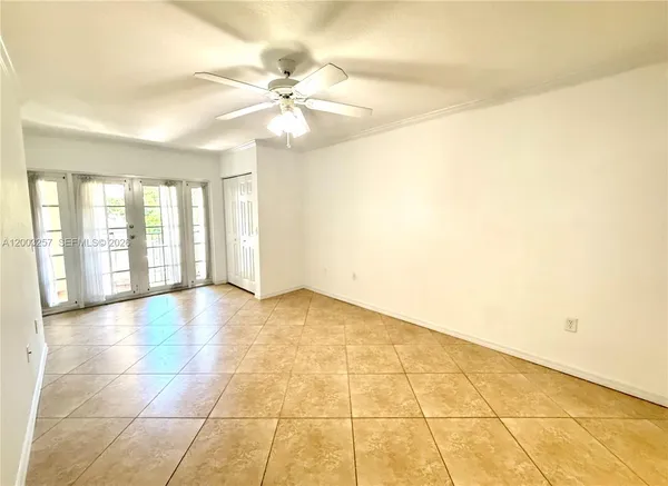 $3,600 | 1000 Palm Trail, Unit 6, Delray Beach, FL 33483