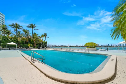 $399,000 | 1200 West Avenue, Unit 316, Miami Beach, FL 33139