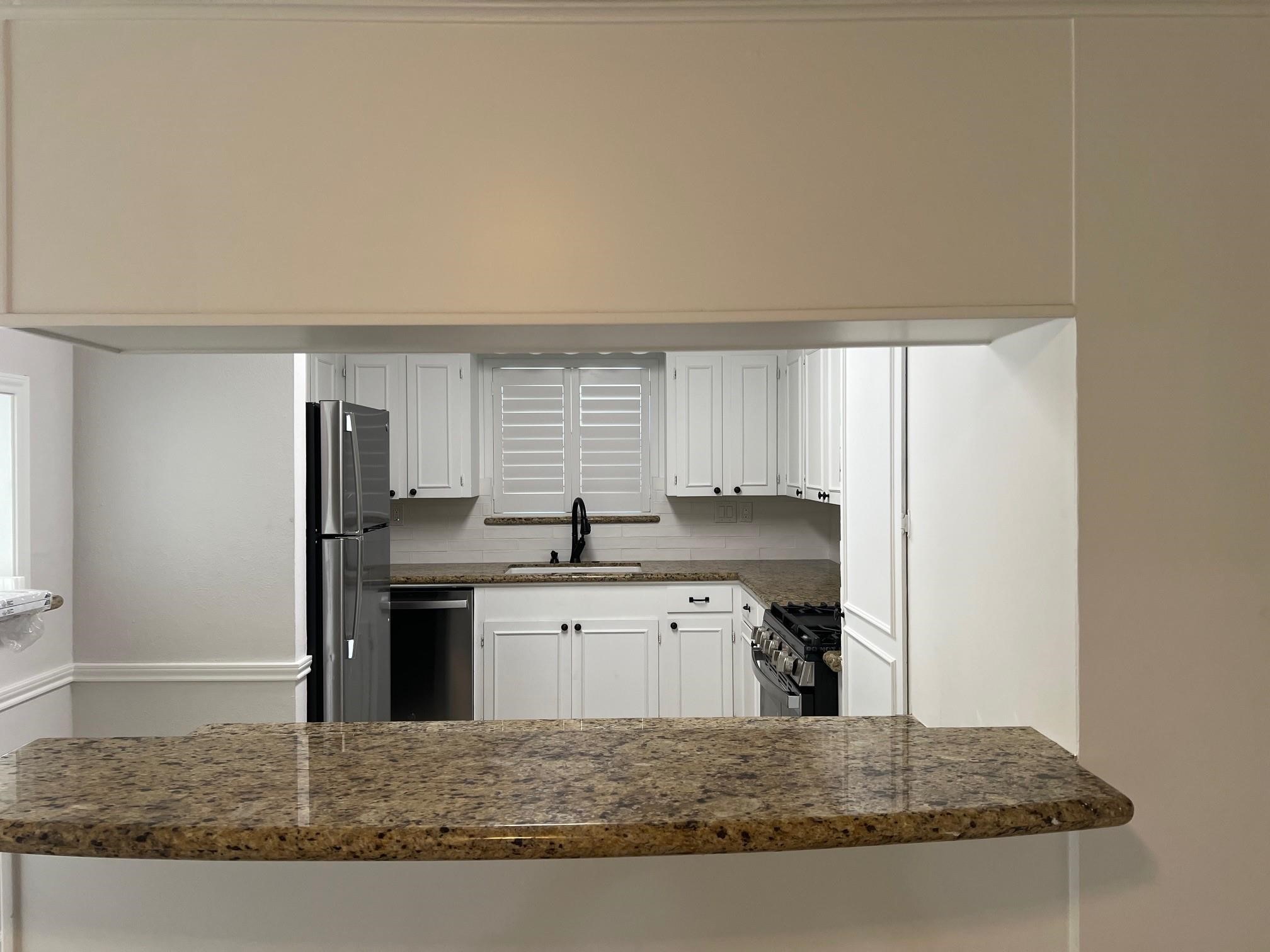1437 Confederate Road Houston, TX 77055 - Photo 6 of 13