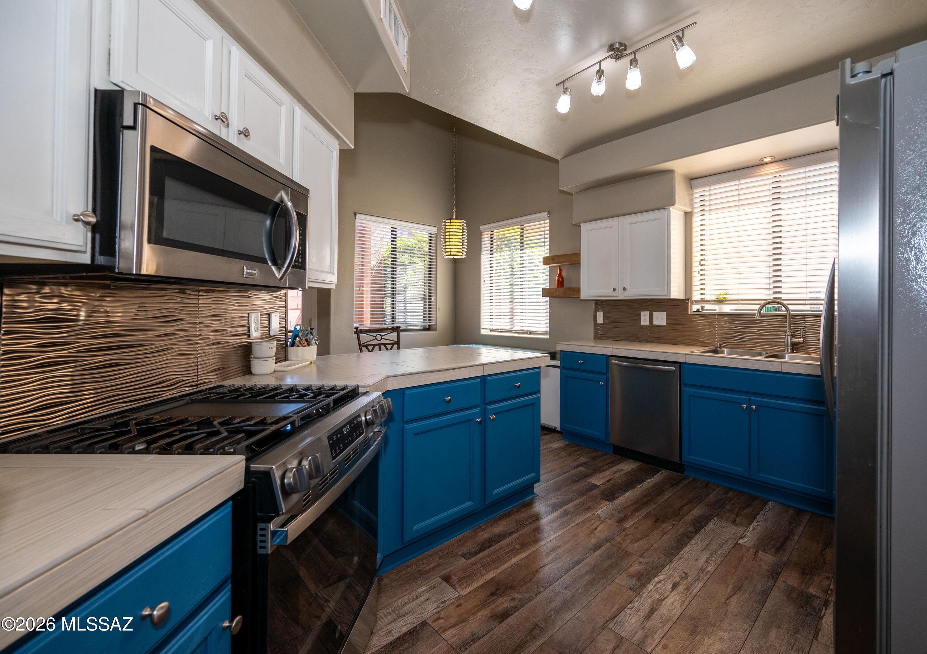 9133 East Dawn Post Road Tucson, AZ 85749 - Photo 10 of 39 9133 E Dawn Post Dr-12
