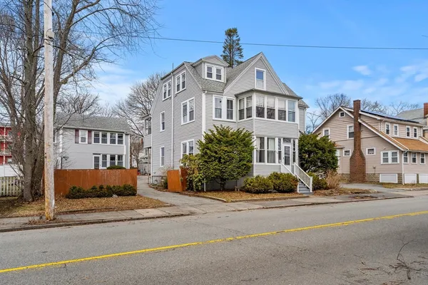 $1,600,000 | 74-76 Myrtle Street, Lynn, MA 01905